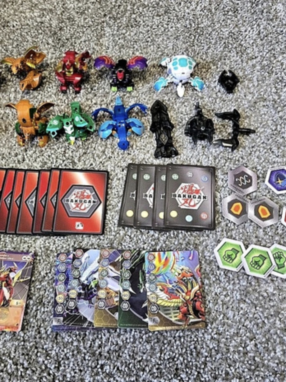 Bakugan-Style Figure & Card Lot